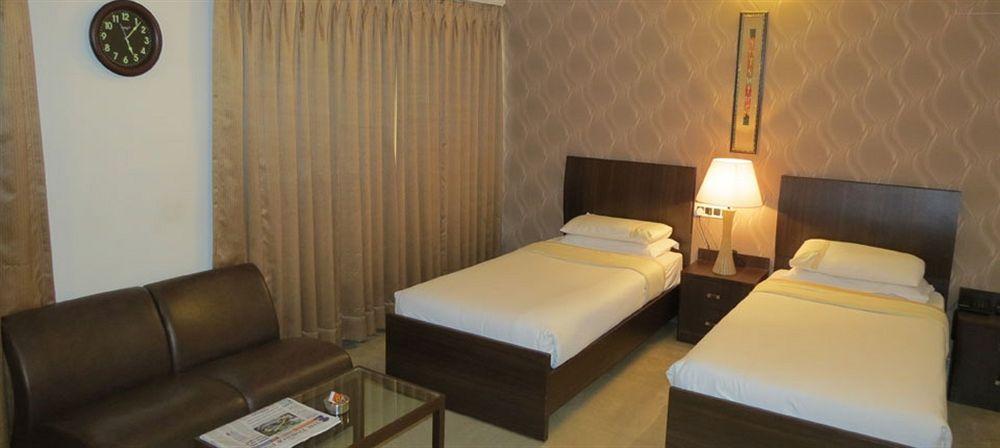 Jyoti Dwelling Hotel Mumbai Exterior foto