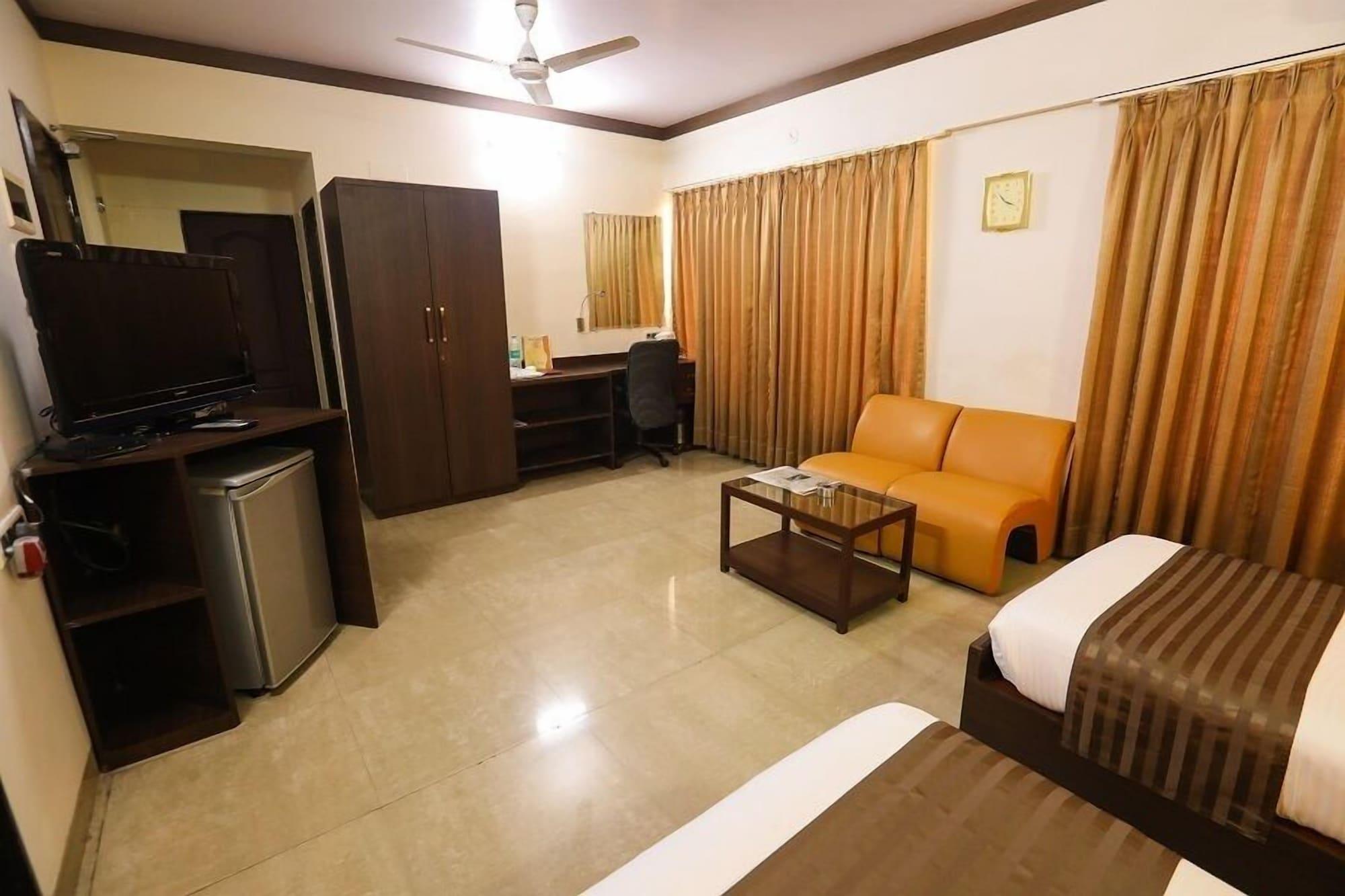 Jyoti Dwelling Hotel Mumbai Exterior foto