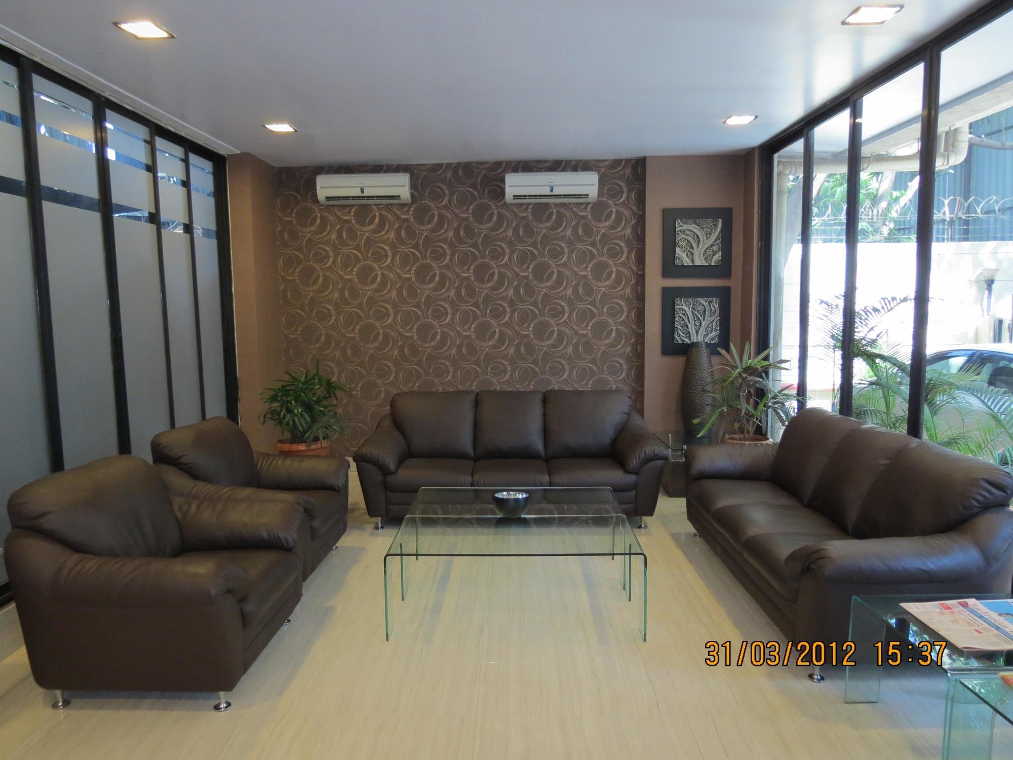 Jyoti Dwelling Hotel Mumbai Exterior foto