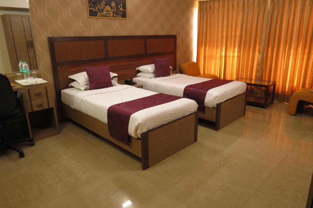 Jyoti Dwelling Hotel Mumbai Exterior foto
