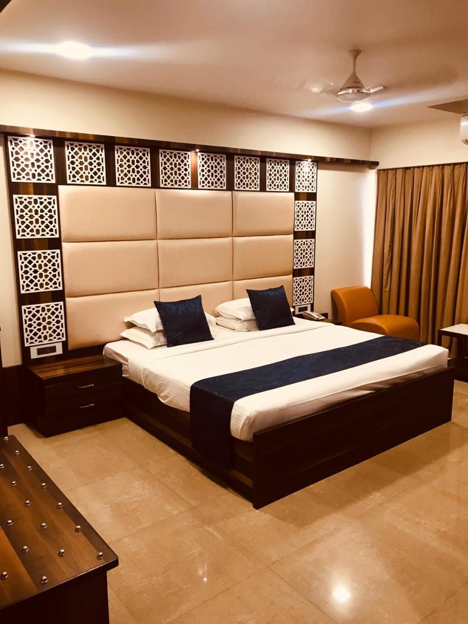 Jyoti Dwelling Hotel Mumbai Exterior foto